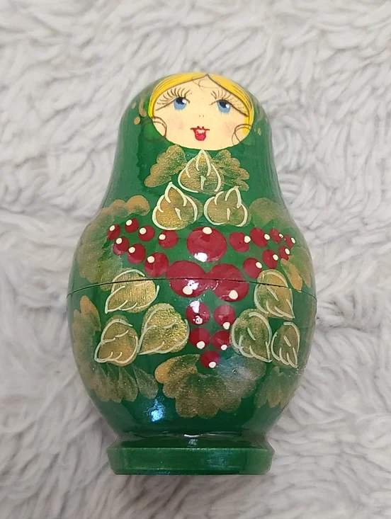 Green Russian Matryoshka Doll Holiday Decor, Set Of 4 Nesting Dolls - Picture 1 of 8